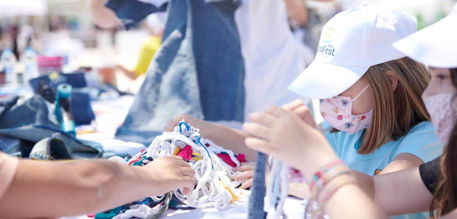 Kids activities, learning about the importance of recycling GRAPHIC DESIGN